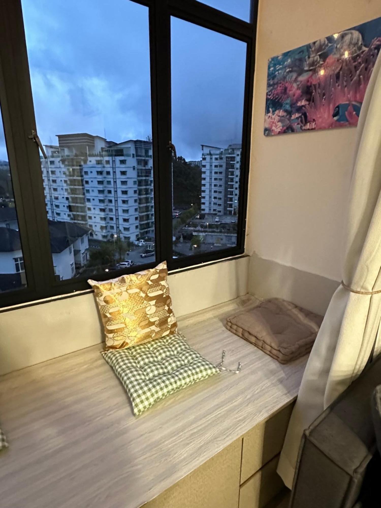 Ayaan Homestay Hill View Iin Free Wifi & Netflix Тана Рата Екстериор снимка
