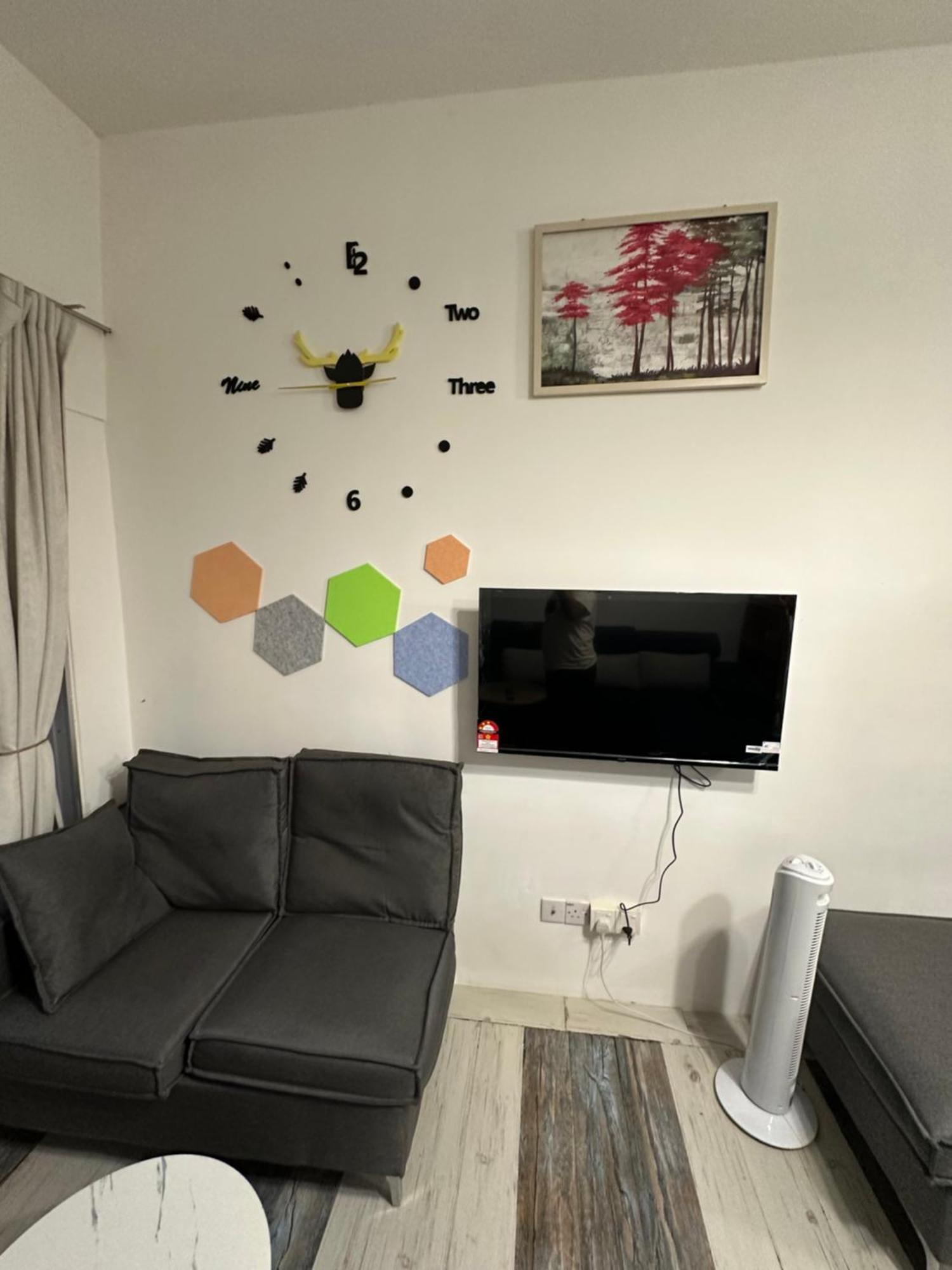 Ayaan Homestay Hill View Iin Free Wifi & Netflix Тана Рата Екстериор снимка